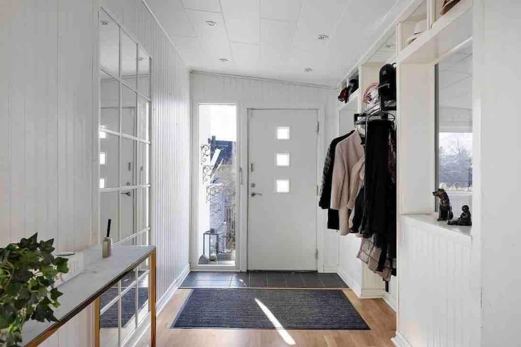 Mysigt Hus Med & Jacuzzi I Olofstorp Gothenburg